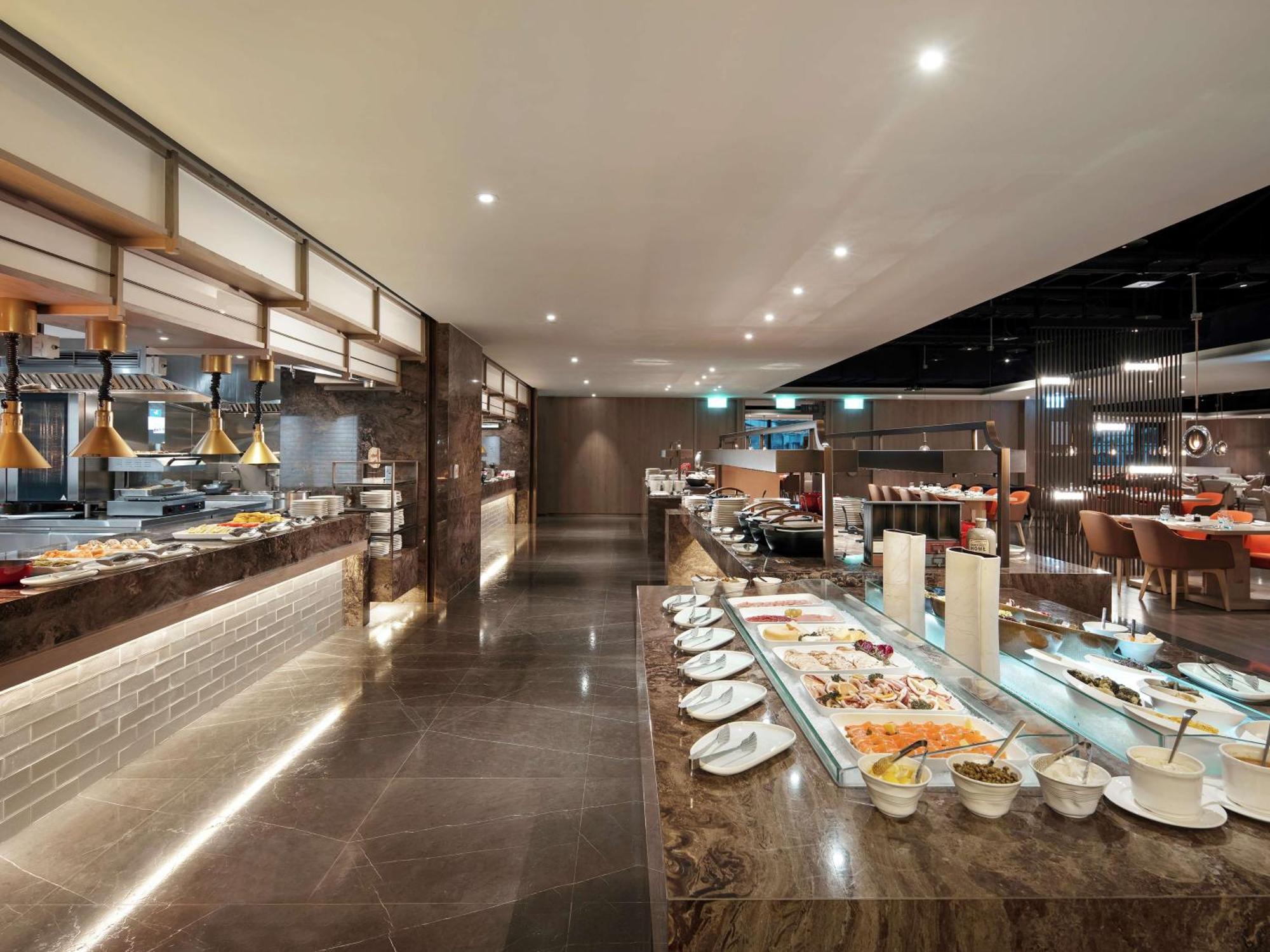 Hotel Hilton Taipei Sinban New Taipei City Zewnętrze zdjęcie
